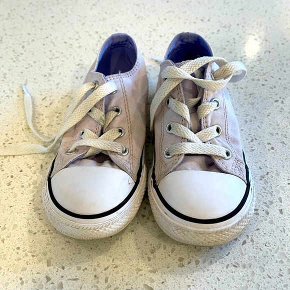 Girls Lavender Converse All Stars Rare Style!! - Picture 6 of 8